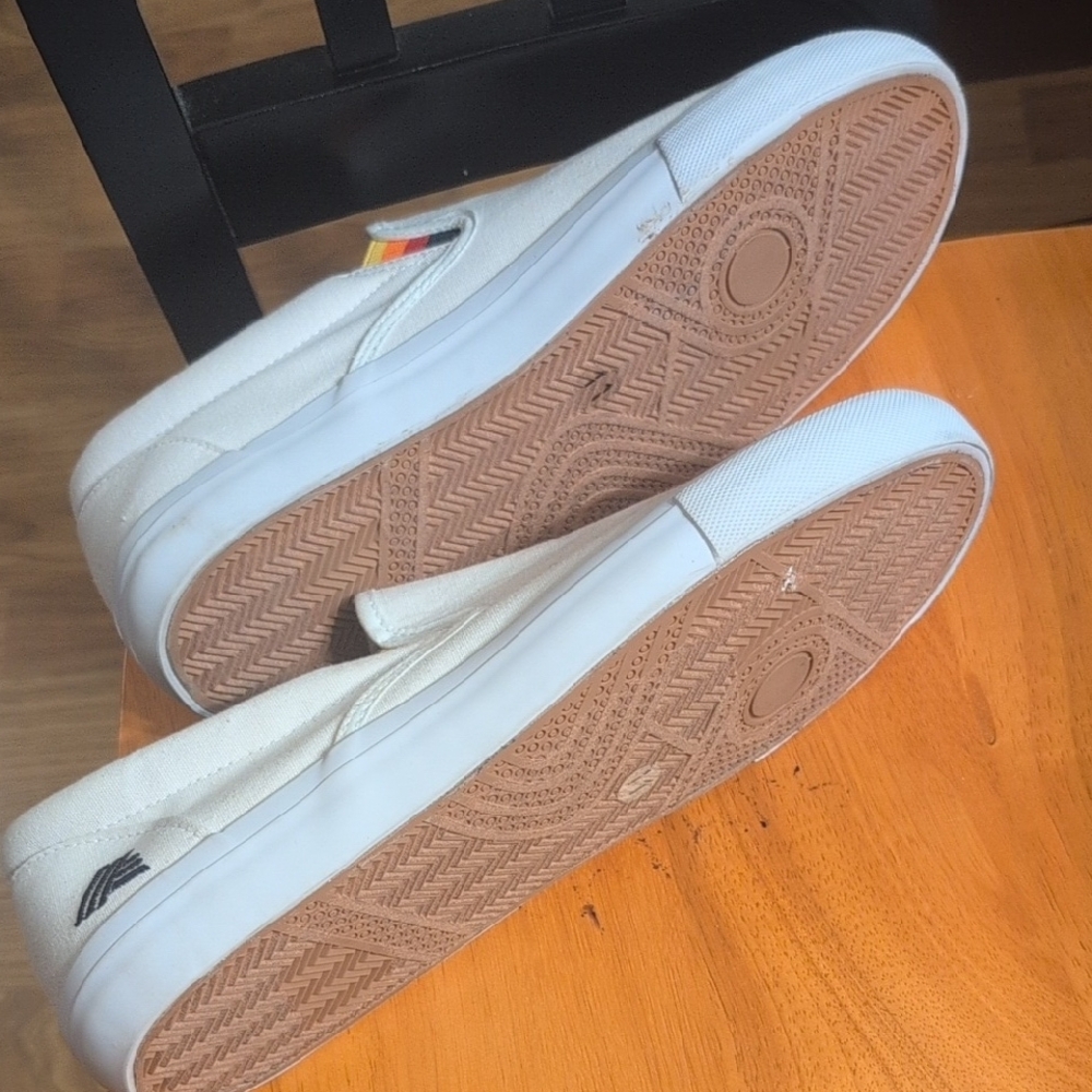 Aldi Gear Kids White Slip-On Sneakers - Picture 6 of 7